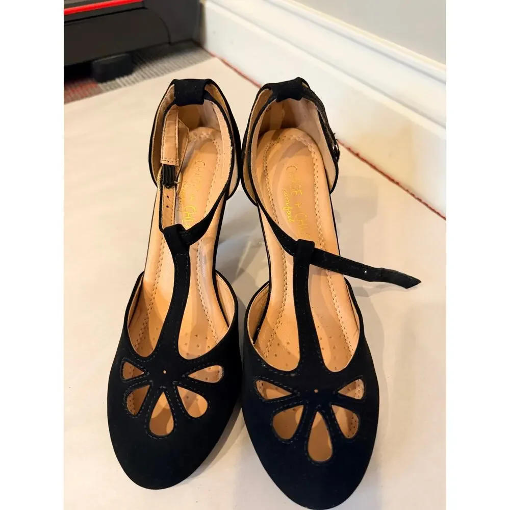 Chase & Chloe Black Kimmy-36 Vintage Cutout T-Strap Mid Heels Size 6 Flaw